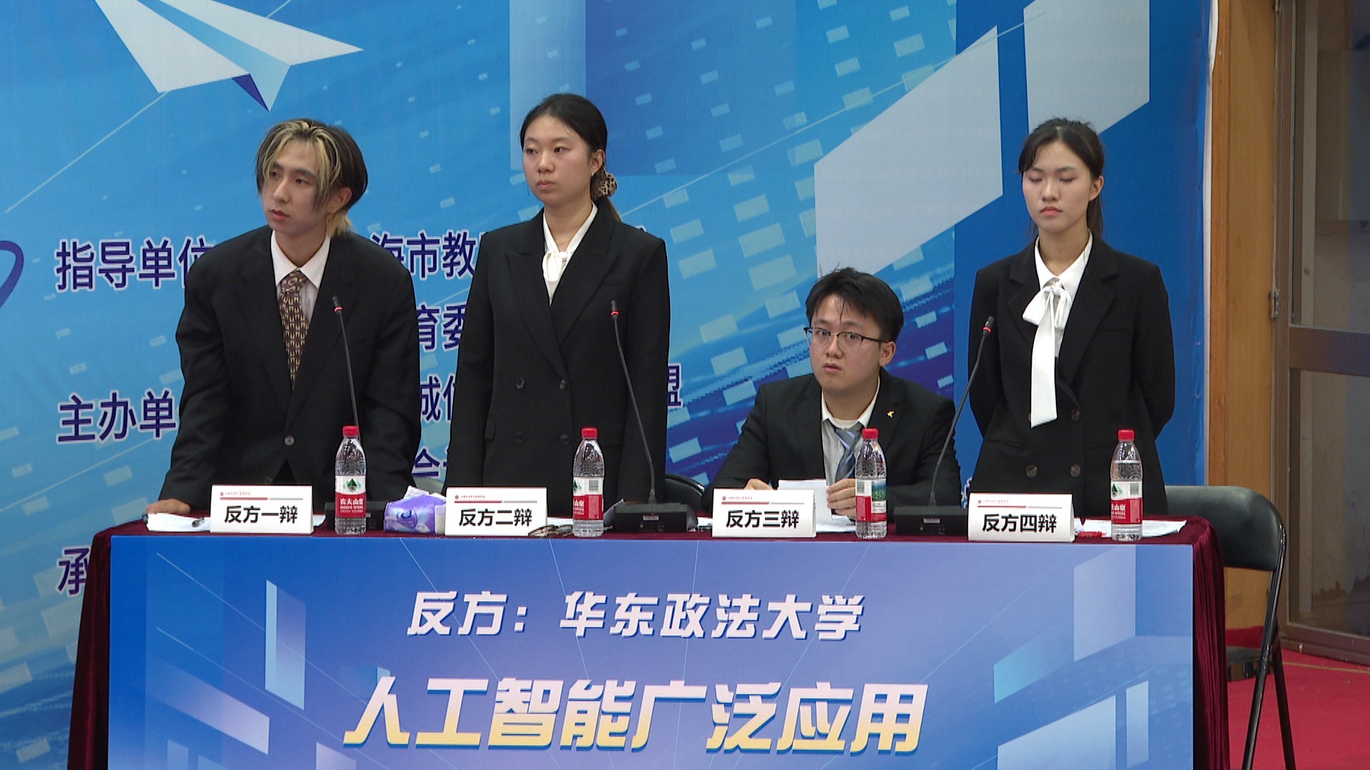 ai生成服装效果图的关键词(图1)